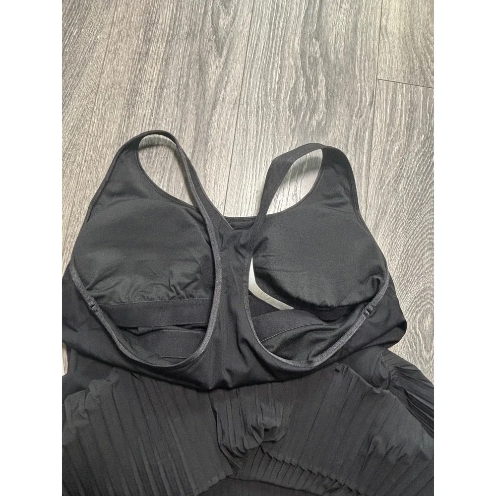 lululemon athletica scoop neck
